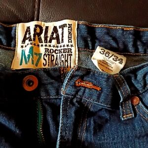 Ariat Blue Jeans with Golden Contrast Stitching